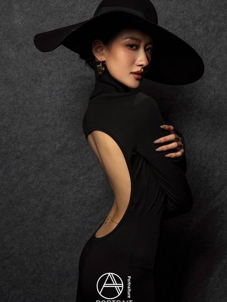 Ethnic Fashion Studio - ชุดถ่ายภาพแฟชั่นแนววินเทจสไตล์เฮปเบิร์น ปี 2026 ให้ความรู้สึกหรูหรา สำหรับถ่ายภาพในสตูดิโอ เสื้อผ้าสำหรับผู้หญิง