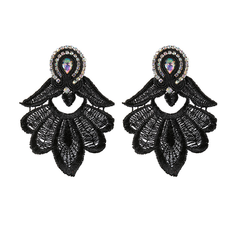 Ethnic Fashion Jewellery - ต่างหูแฟชั่นสำหรับผู้หญิง เครื่องประดับอัญมณี ต่างหูซูตาช ต่างหูลูกไม้ห้อยระย้า ต่างหูเจ้าสาวหลากสีสัน เทรนด์ใหม่