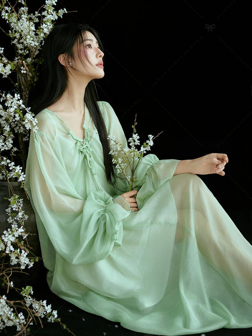 ชุดเดรสสีเขียวสไตล์จีน ดั้งเดิ - Ethnic Fashion Studio บทวิจารณ์และราคา