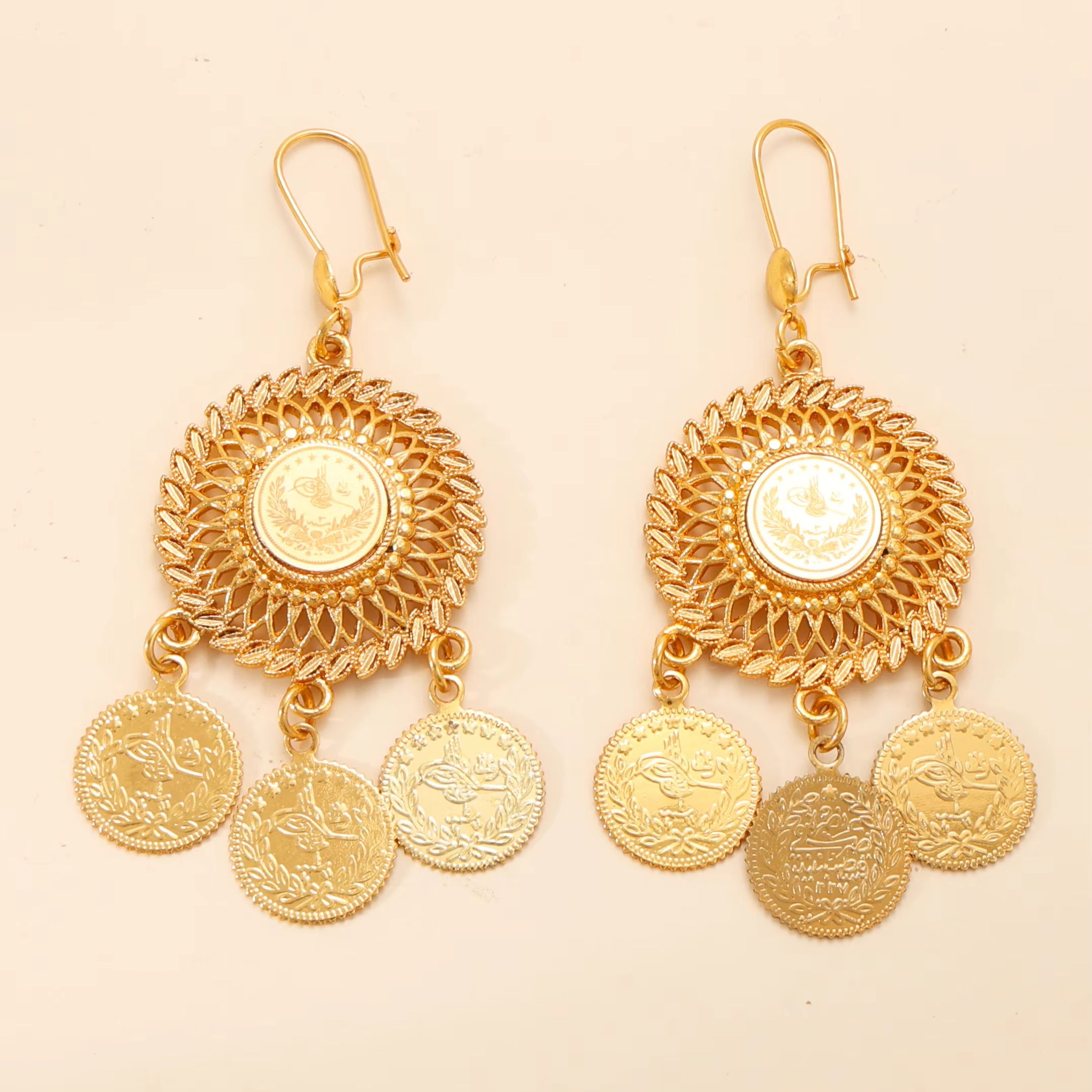 ต่างหูสไตล์วินเทจโบโฮลายดอกไม้ - Ethnic Fashion Wear For Women บทวิจารณ์และราคา